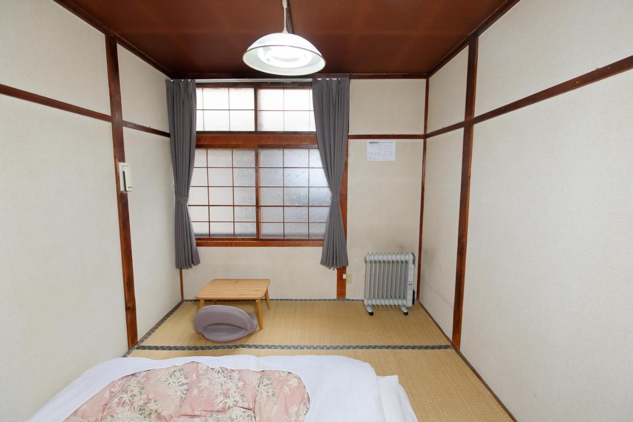 Guest House Shikotsu Kamui Chitose  Exterior photo